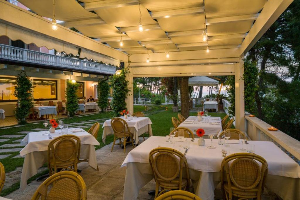 Park Hotel Villa Maria San Menaio Exterior foto